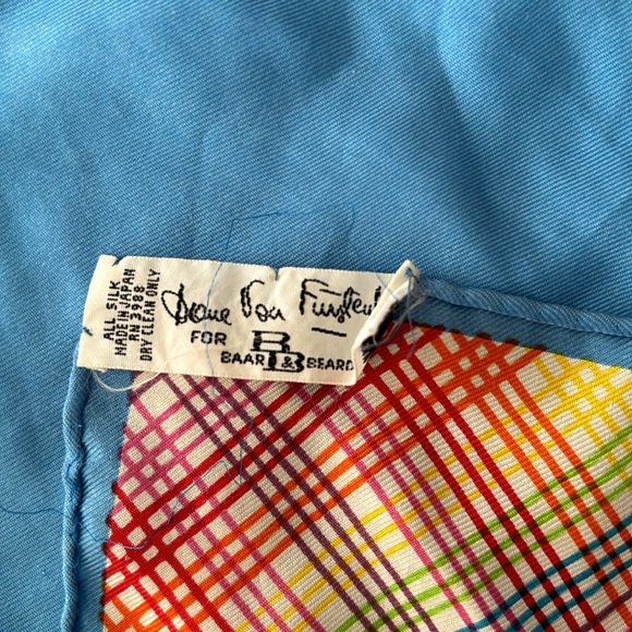 Vintage Diane Von Furstenberg silk scarf - Picture 5 of 7